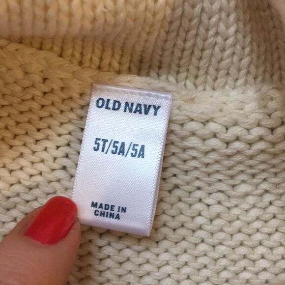 Girls old navy poncho off white size 5T - Picture 3 of 7